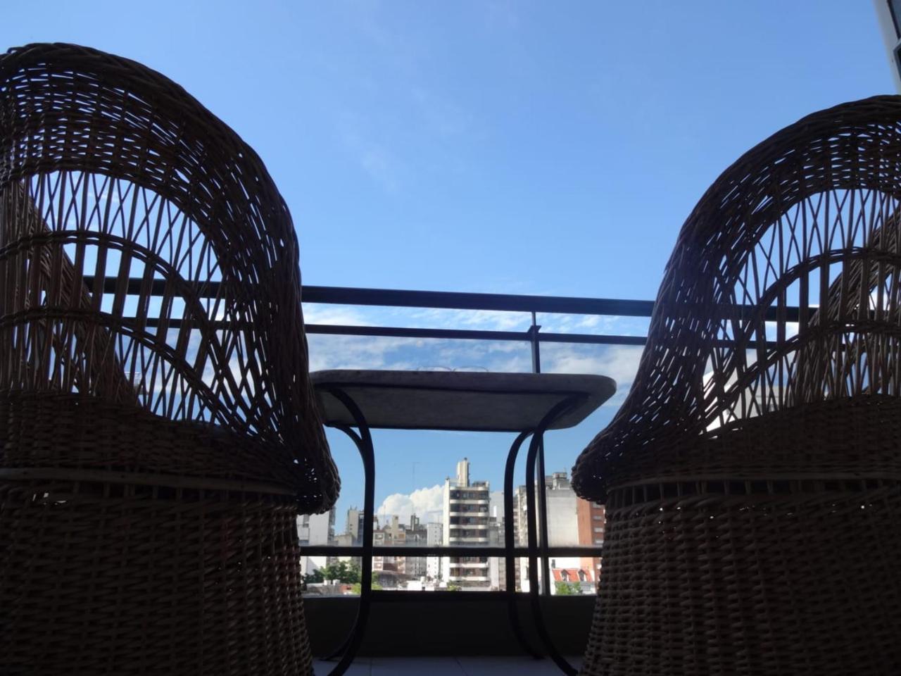Amplio Dpto Con Jardin En El Centro De La Ciudad Apartment โรซาริโอ ภายนอก รูปภาพ